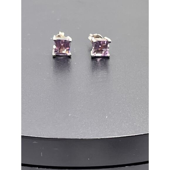 Chateau d’argent Canada Square AMETHYST Gem 925 Sterling Prong Set Stud Earrings - Picture 8 of 9